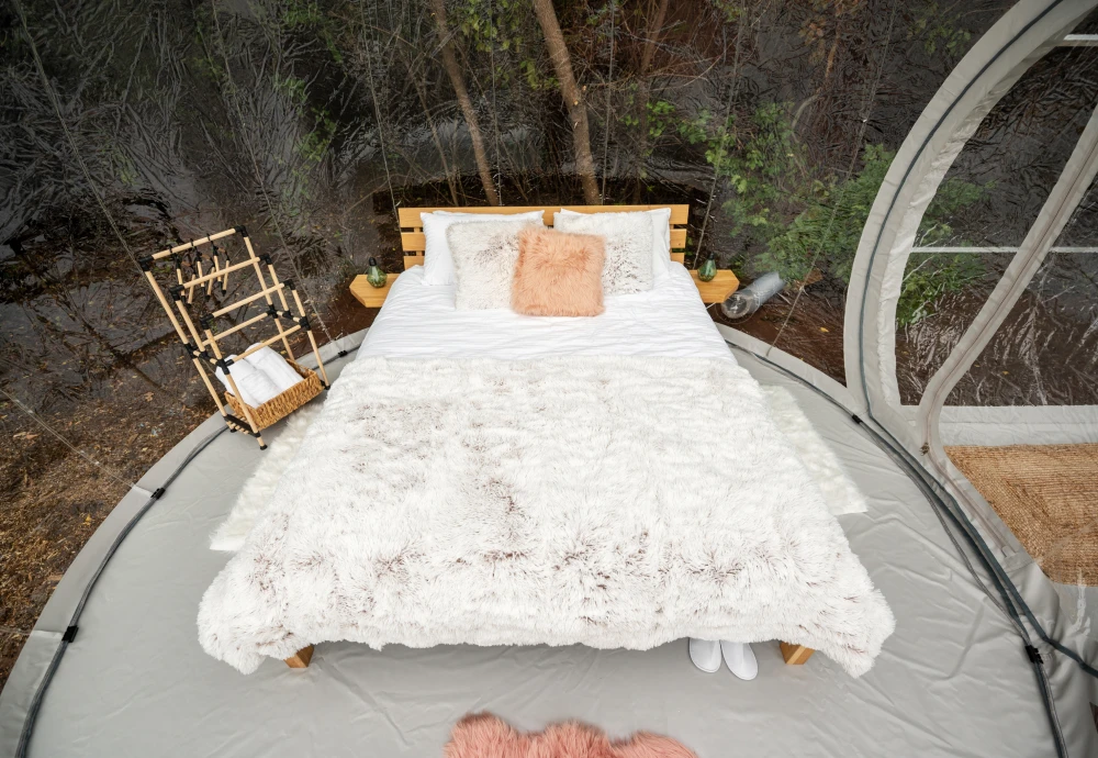 romantic bubble tent